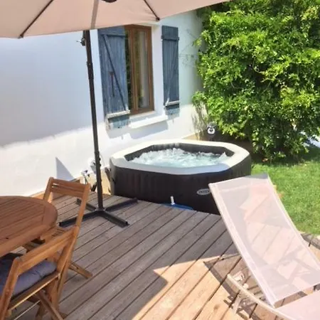 Сasa de vacaciones Maison De Jeux- Jacuzzi